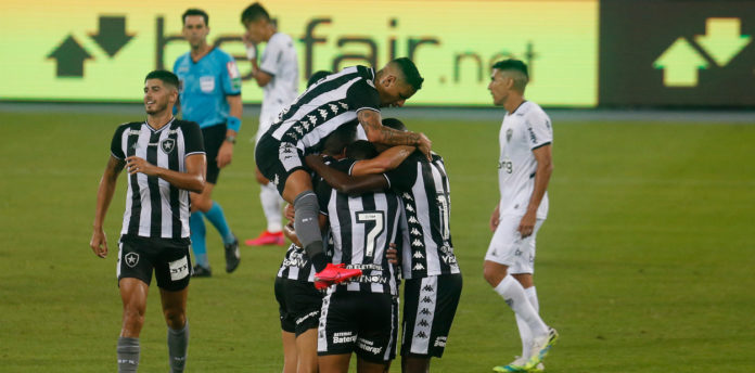 Botafogo vence Atletico MG