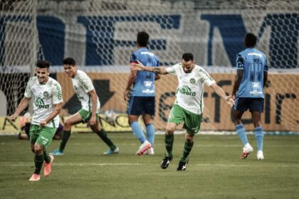 Chapecoense vence o Cruzeiro