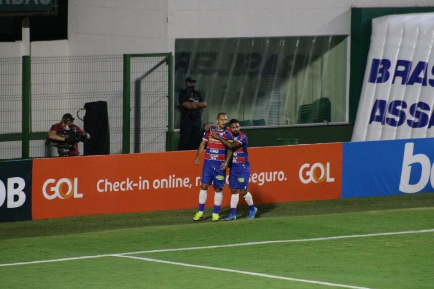 Fortaleza bate o Goias