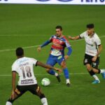 Corinthians e Fortaleza empatam