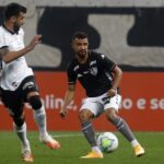 Corinthians e Botafogo empatam