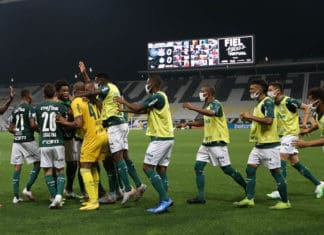 Palmeiras vence o Corinthians na Neo Química Arena Palmeiras vence o Corinthians