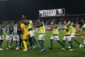 Palmeiras vence o Corinthians