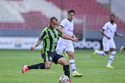 America (MG) perde para o Figueirense