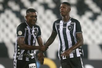 Botafogo vence o Vasco