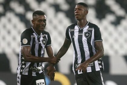 Botafogo vence o Vasco