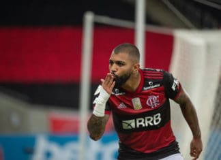 Flamengo vence a terceira seguida, 2 x 1 no Fortaleza no Maracanã Gabi