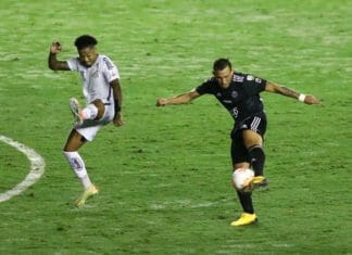 Santos empata com o Olimpia por 0 x 0 na Vila Belmiro Santos empara com o Olimpia