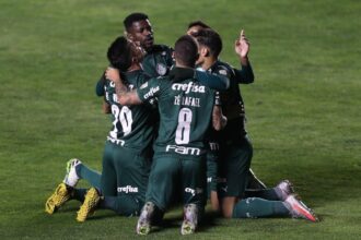 Palmeiras bate o Bolivar