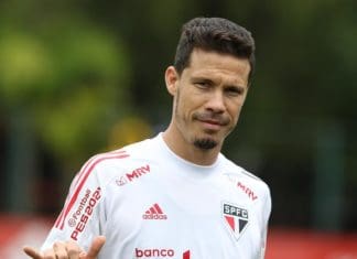 Hernanes desfalcará o São Paulo na partida contra o Flamengo Hernanes