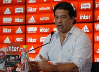 Raí banca Diniz no São Paulo após eliminação na Libertadores Raí
