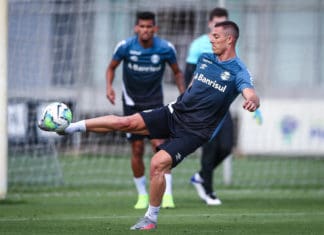 Diego Churín pode começar como titular do Grêmio contra o Fluminense Diego Churín