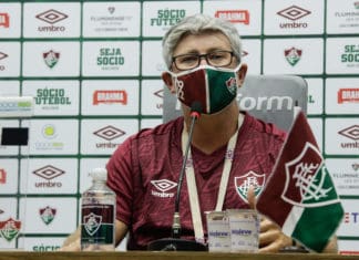 Técnico do Fluminense critica a arbitragem de jogo contra o Palmeiras Odair Hellmann