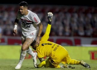 São Paulo provoca Flamengo: ‘mais três gols no dossiê’ São Paulo 3 x 0 Flamengo