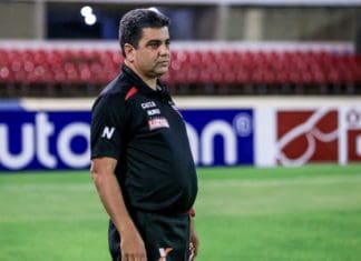 Técnico Marcelo Cabo descarta favoritismo do Atlético contra o Goiás Marcelo Cabo