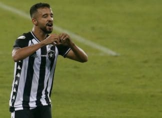 Caio Alexandre pode estar de saída do Botafogo Caio Alexandre