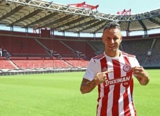 O retorno de Rafinha Rafinha (Foto: Divulgação / Site oficial do Olympiacos)