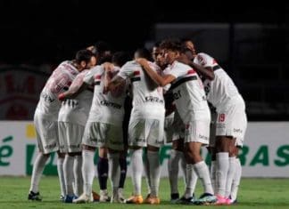 Mais um ano sem títulos, São Paulo ainda pode perder vaga direta na Libertadores São Paulo