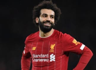 Campeonato Inglês tem confronto pela liderança no Anfield Salah