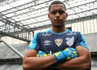 Dois grandes de Pernambuco disputam goleiro do Athletico (PR) Anderson
