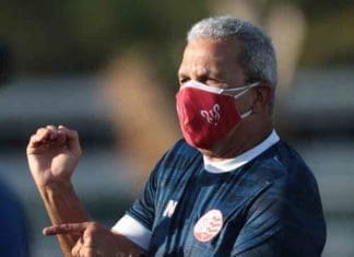 Técnico Hélio dos Anjos descarta favoritismo do Náutico no estadual Hélio dos Anjos