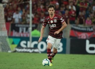 Flamengo espera contar com Rodrigo Caio contra o Volta Redonda Rodrigo Caio