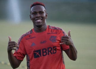 Flamengo emprestará lateral-direito ao Cruzeiro para a Série B Klebinho