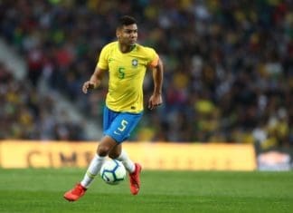 Brasil terá até seis mudanças na partida contra o Peru Casemiro