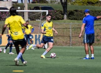Para conseguir a primeira vitória Cruzeiro tem de vencer adversário que tem causado muitos problemas à Raposa Treino do Cruzeiro