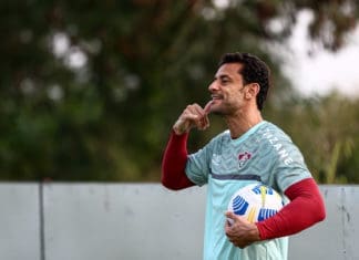 Crescem as chances de Fred atuar no jogo de volta contra o Cerro pelas oitavas da Libertadores Fred