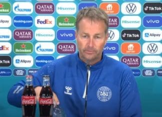 Técnico da Dinamarca critica arbitragem de jogo contra a Inglaterra Kasper Hjulmand