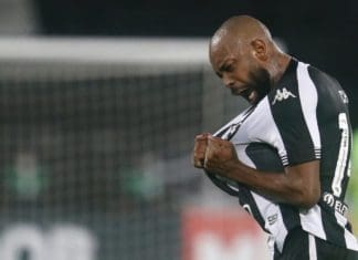 Em busca de recuperação, Botafogo recebe o lanterna Brasil de Pelotas Chay