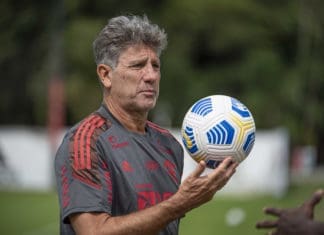 Com ampla vantagem, Flamengo joga com time alternativo contra o ABC Renato Gaúcho