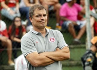 Há sete jogos sem perder e três sem tomar gols, Inter recebe o Bahia Diego Aguirre