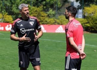 Na beira da zona de rebaixamento, São Paulo recebe o Atlético (GO) Treino do São Paulo (foto: Por Érico Leonan / saopaulofc.net)
