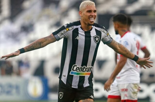 Navarro (Foto: Vitor Silva / Botafogo)