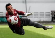 Com renovação até 2027, Fábio chegará aos 47 anos ainda em atividade Fábio