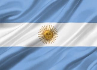 Isolada na liderança das Eliminatórias, Argentina duela com o Peru em Lima