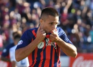 Goiás perto de acertar com dois jogadores argentinos