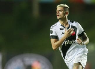 Barbieri admite que Vasco ainda está atrás de rivais cariocas