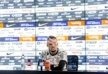 Impasse com o Shakhtar deixa futuro de Maycon indefinido Maycon