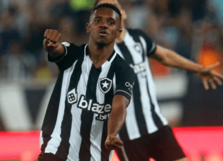 Ida de Jeffinho para o Lyon revolta botafoguenses