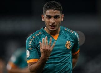 Meia do Fluminense está perto de se transferir para São Paulo