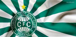 Técnico do Coritiba questiona arbitragem por expulsão contra o Bragantino Coritiba