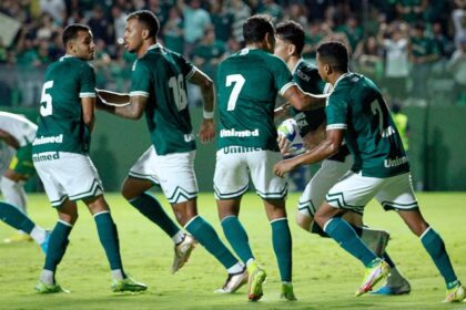 Goiás luta pela ponta da Série B