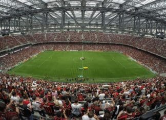 Em situações opostas, Athetico e Coritiba se enfrentam pelo Brasileiro