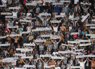 Botafogo inicia caminhada na Copa do Brasil contra o Capital (DF) Torcida do Botafogo no Nilton Santos