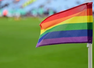 STJD mantém decisão e Corinthians é punido por cantos homofóbicos de torcedores