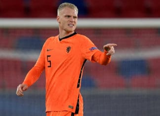 Atalanta contrata lateral holandês Mitchel Bakker