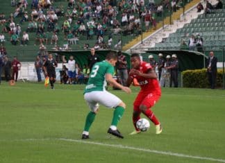 Guarani e Vila Nova fazem confronto direto pelo G-4 da Série B
